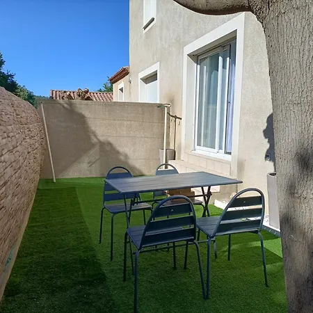 T3 En Rez De Jardin, Parking Privatif Апартаменты *